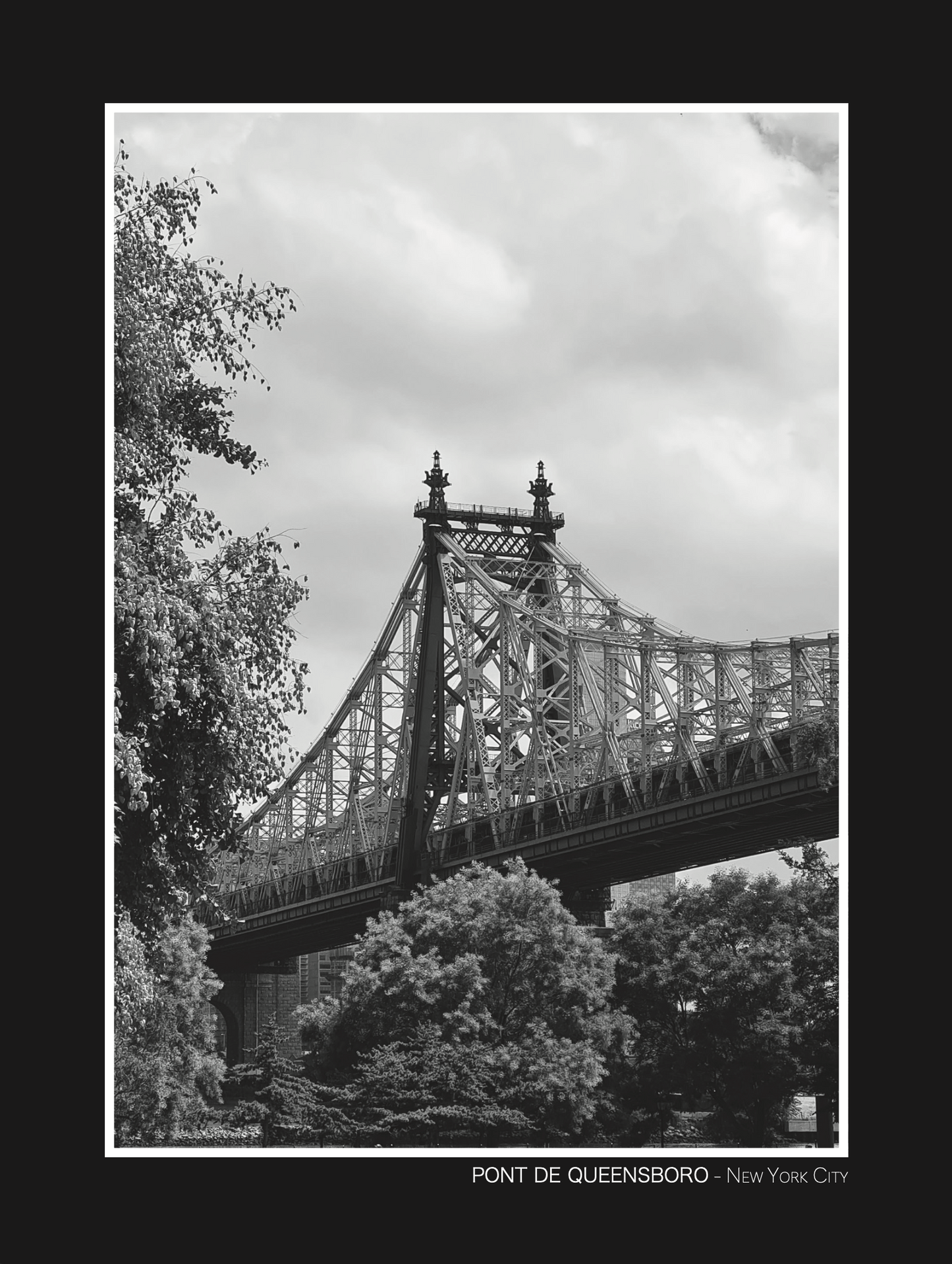photo du pont de Queensboro en noir et blanc new york